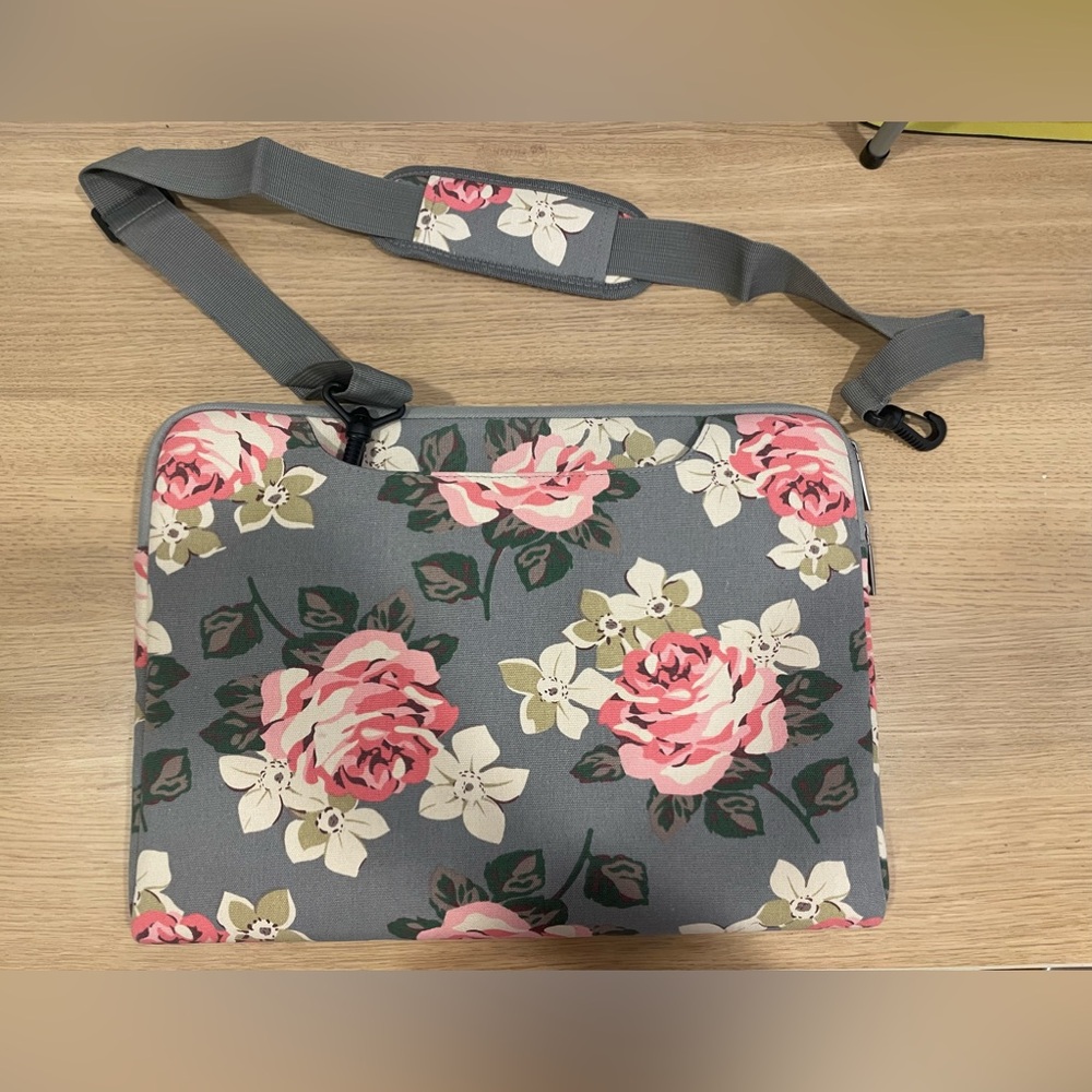 flowery laptop shoulder bag
